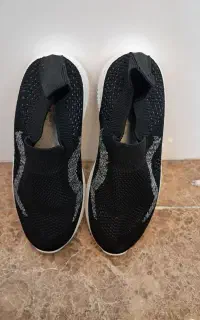 کفش جورابی مخصوص بیاده روی