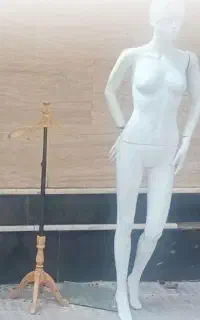 مانکن تمام قد زنانه