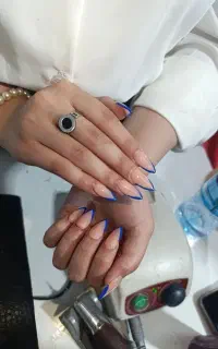 کاشت ناخن