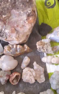 درودتعدادی سنگ معدنی خوب برایه نگین وانگشتر