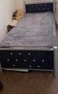 تشک تخت یک نفره با تشک .رنگ طوسی اسپورت