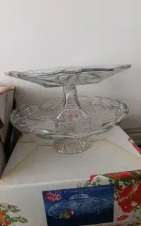 دو عدد میوه خوری کریستال بزرگ