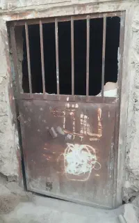 درب آهنی جنس سنگین وزن