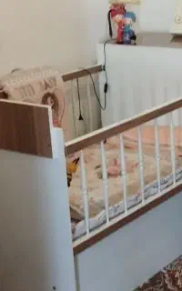 تخت( کودک نوجوان.)