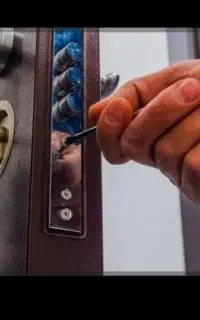 قفلسازی و کلیدسازی شبانه‌روزی در محل