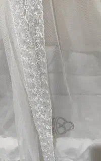 بغل تخت مادر