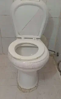 فروش توالت فرنگی و ۲عدد روشویی