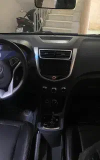 جک j۴ صفر کیلومتر