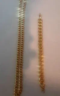 دستبند و گردنبند