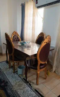 مبلمان ۷ نفره با میز ناهار خوری