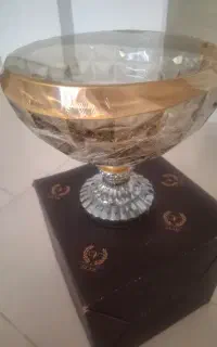 ظرف پایه دار  دور طلایی