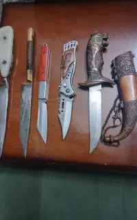 چاقو‌جیبی‌وکارد