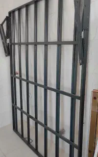 زیر تختی