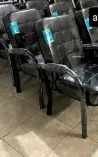 صندلی انتظار (دکمه دار)