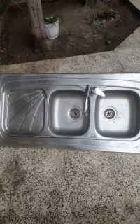 سینک دوقلو رو کار همراه با شیر