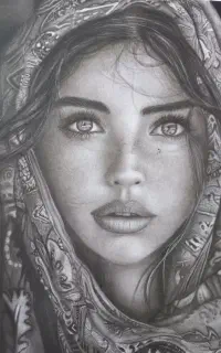 طراحی چهره سیاه قلم