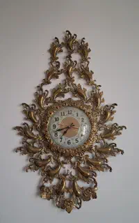 ساعت دیواری