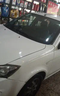 مربی خانم آموزش رانندگی