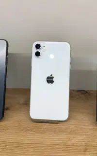ایفون یازده نرمال۱۲۸ch باطری۱۰۰