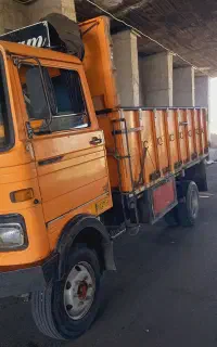 خاور608
