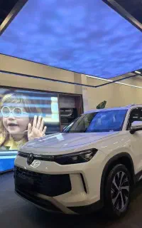 فولکس واگن تایرون L مدل 2025