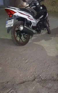 بی کلاچ زمرد ۱۲۵ خشک