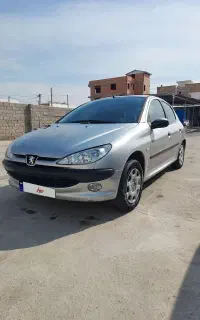 ۲۰۶ فروشی ۸۳