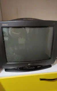 تلویزیون ۲۱ اینچ LG اصل کره کار کرده