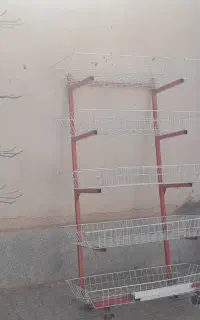 استند ایستاده