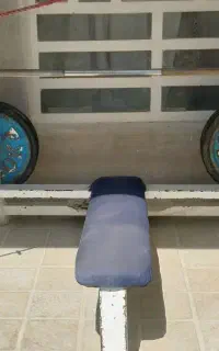 میز چند کاره پرس بدنسازی همراه ۱۰۵ وزنه ومیل هالتر