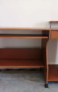 میز کامپیوتر