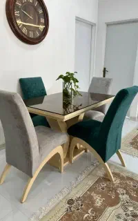 میز صبحانه خوری