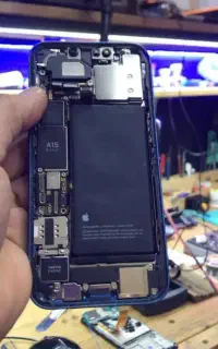 مرکز تعمیرات فوق تخصصی موبایل اپل سنتر صدرا