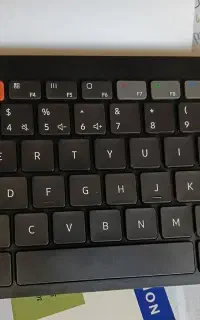 کیبورد بلوتوثی اصل سامسونگ مدل Trio 500