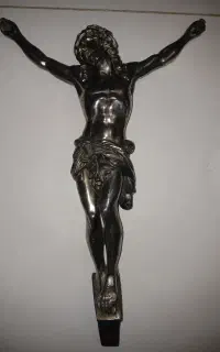 مجسمه عیسی مسیح خیلی قدیمی