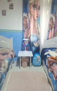 سرویس رختخواب و فرش و ساعت و آباژور و لوستر