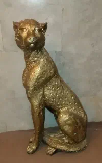 مجسمه پلنگ