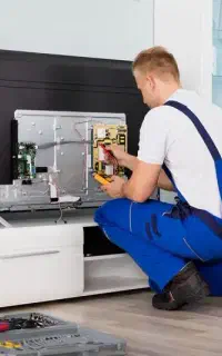 تعمیرات فوق تخصصی تلویزیون زیر نظر اتحادیه در منزل