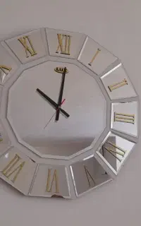 ساعت دیواری