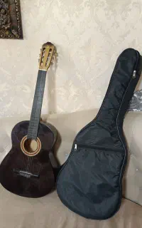 گیتار حرفه ای شیک مارک دیاموند سه بعدی