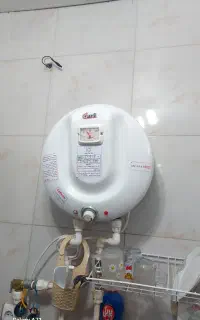 آبگرمکن ۱۰لیتری برقی کاملا نو