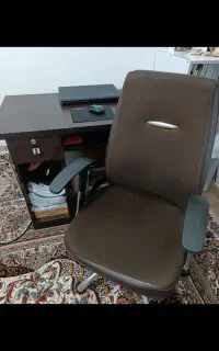 میز و صندلی