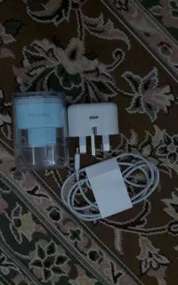 آداپتور‌ و تبدیل وسیم شارژر اصلی آیفون نو‌نو