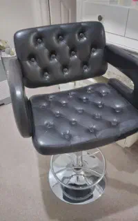 صندلی کوتاهی