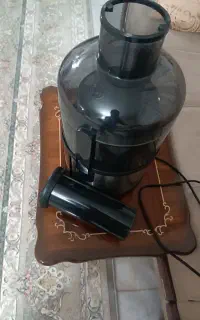 آبمیوه گیری برند سام ۵ سرعته
