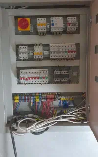 نیروی برقکار
