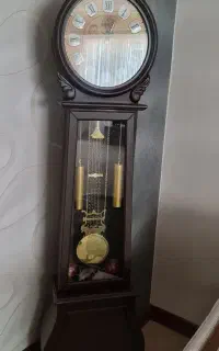 ساعت ایستاده چوبی در حد نو سالم