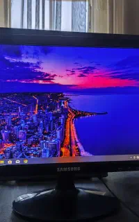 مانیتور 19 سامسونگ LED با آدابتور خیلی با کیفیت