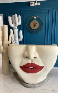 طراحی و تولید میز کانتر و پیشخوان مشاغل