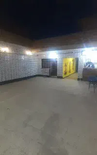 مرکز شهر خ پشت کوچه پزشکان ویلایی
